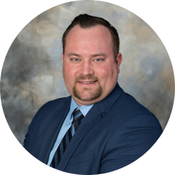 Spencer Larson's headshot